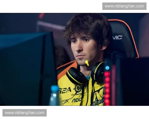 Dota2爆眼事件深度解析揭示职业赛场背后的心理博弈与团队信任危机